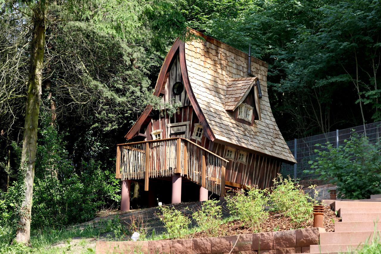 Hexenhaeuschen Am Waldrand Villa Annweiler am Trifels Dış mekan fotoğraf